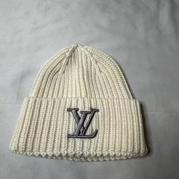 Louis Vuitton Ivory Knit Beanie - Picture 1 of 2